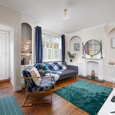 Lavish Lux 3Bed 2Bath Villa Garden Sunroom Parking Central London Exterior photo