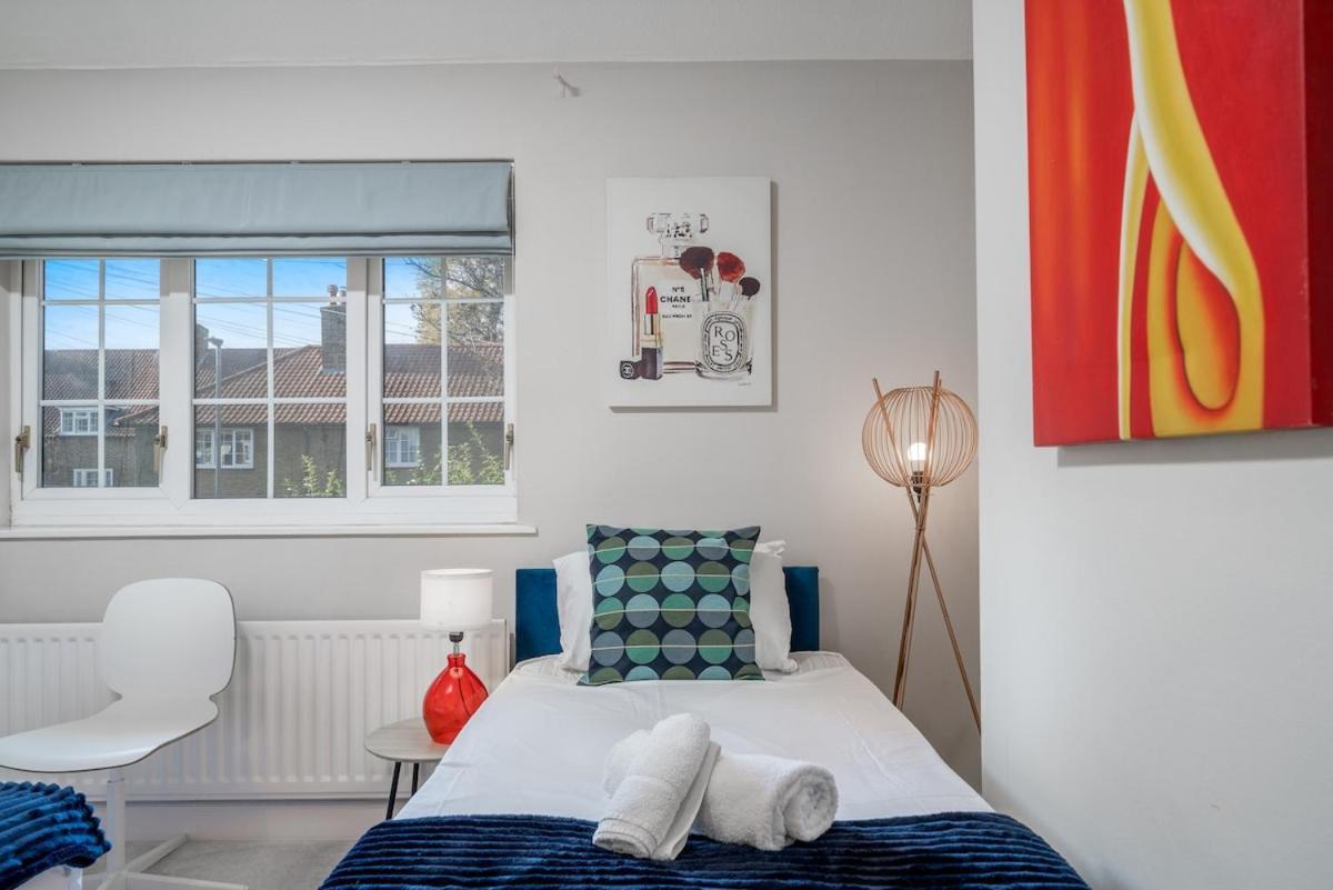 Lavish Lux 3Bed 2Bath Villa Garden Sunroom Parking Central London Exterior photo